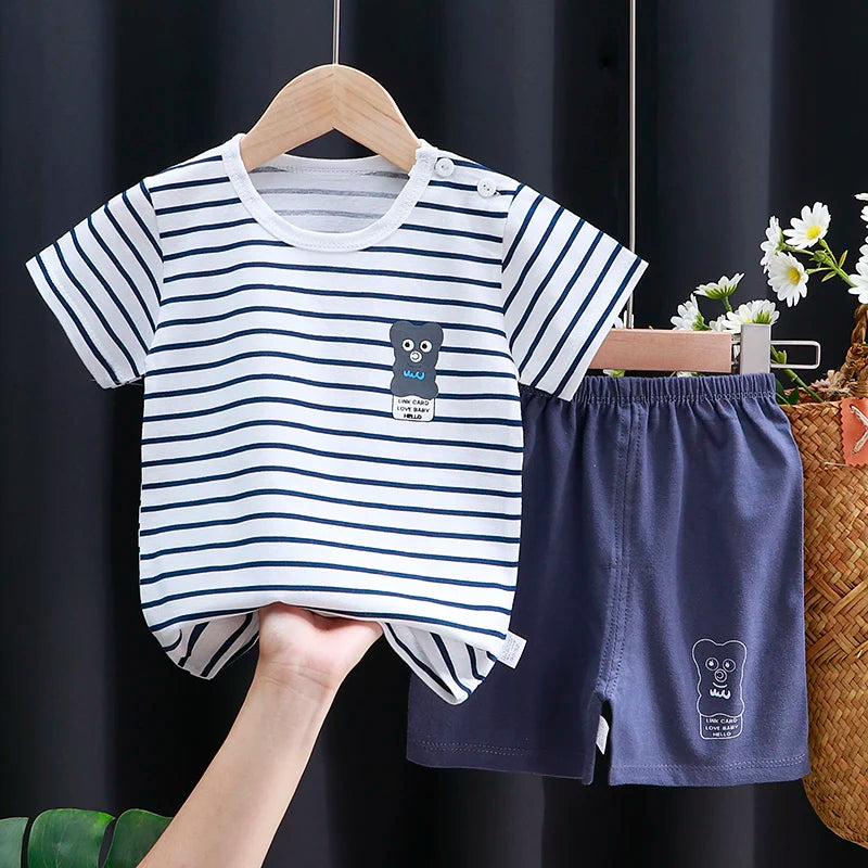 Cool & Comfy for Summer”
“Adorable Cartoon Prints”
“Soft Cotton, True to Size”
“Perfect for Playtime”
“Unisex Baby Outfit”