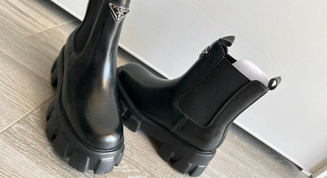 Platform Chelsea Boots - Chunky Sole Designer Rain Boots